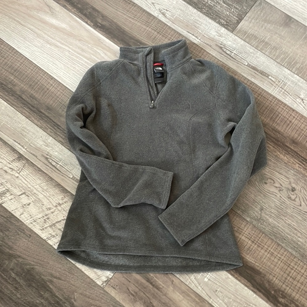 Gray Northface  quarter zip